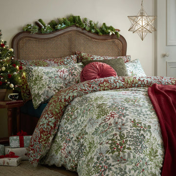 Laura Ashley Crossdale Christmas Duvet Set
